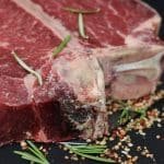 Los beneficios de madurar la carne roja